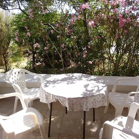 Apartment Kresimir Beauty With Shadow Trees And Parking Place Pag Town