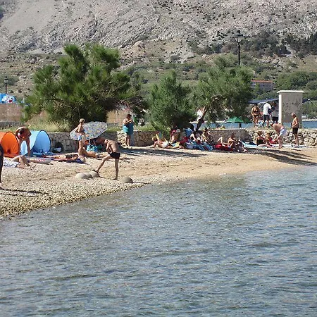 Kresimir Beauty With Shadow Trees And Parking Place Διαμέρισμα