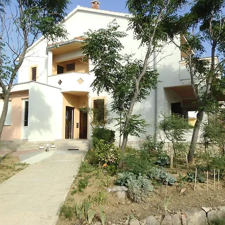 Kresimir Beauty With Shadow Trees And Parking Place