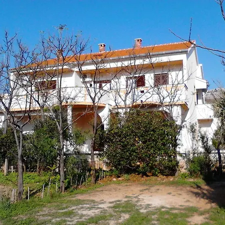 Kresimir Beauty With Shadow Trees And Parking Place *